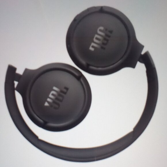 JBL TUNE 520BT ONEAR SOUND ISOLATING BLUETOOTH HEADPHONES MODEL # JBLT520BTBLKAM - Picture 9 of 11